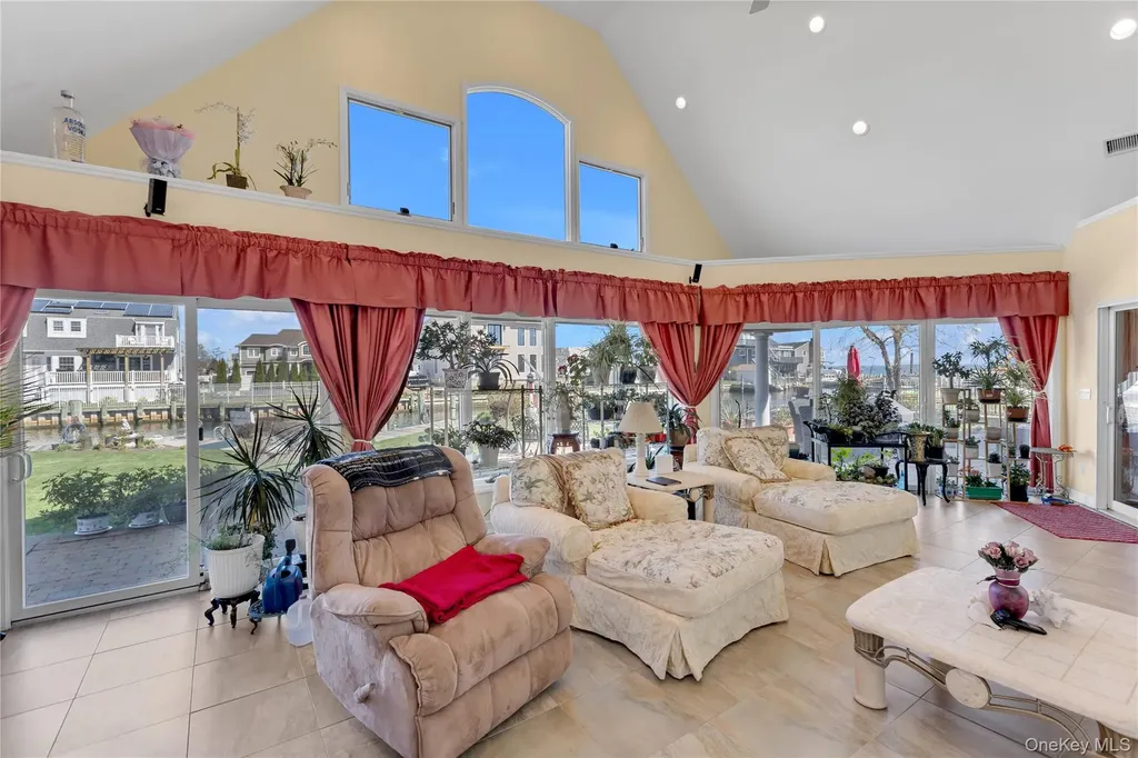 227 W Islip Road West Islip NY 11795