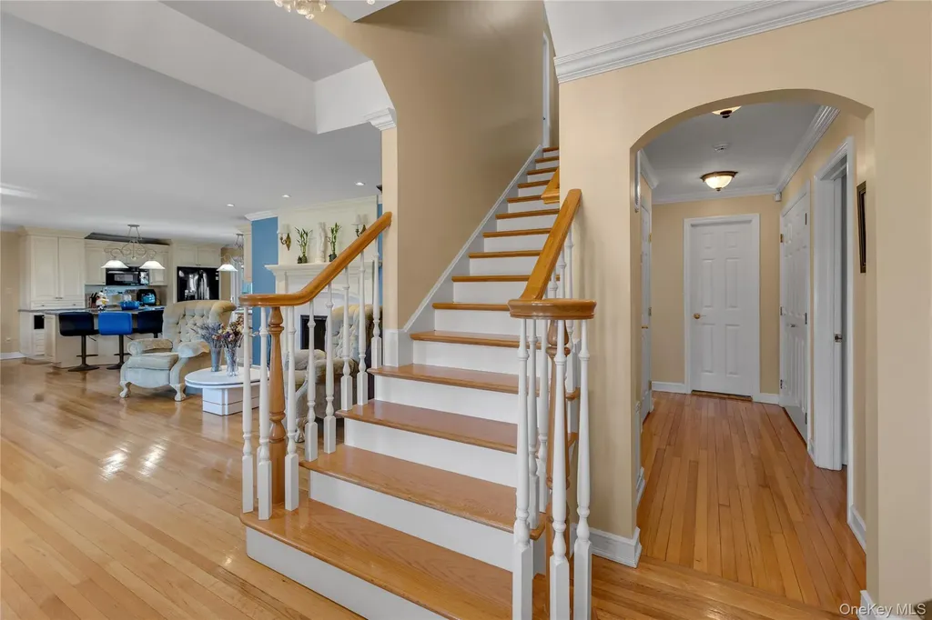 227 W Islip Road West Islip NY 11795