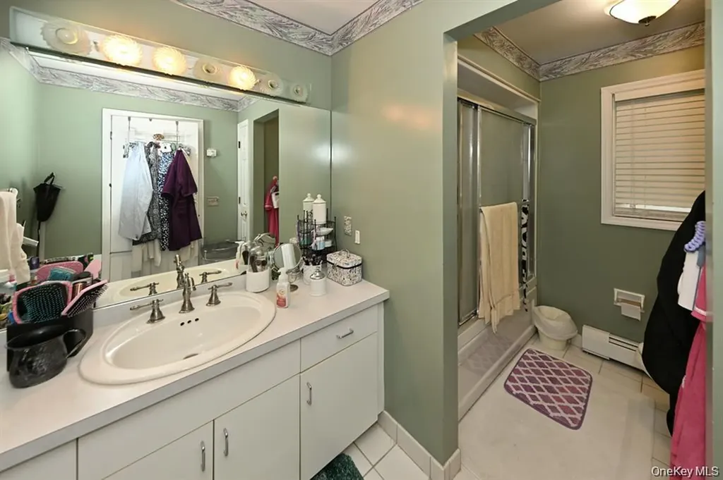 17 E Stemmer Lane Suffern NY 10901