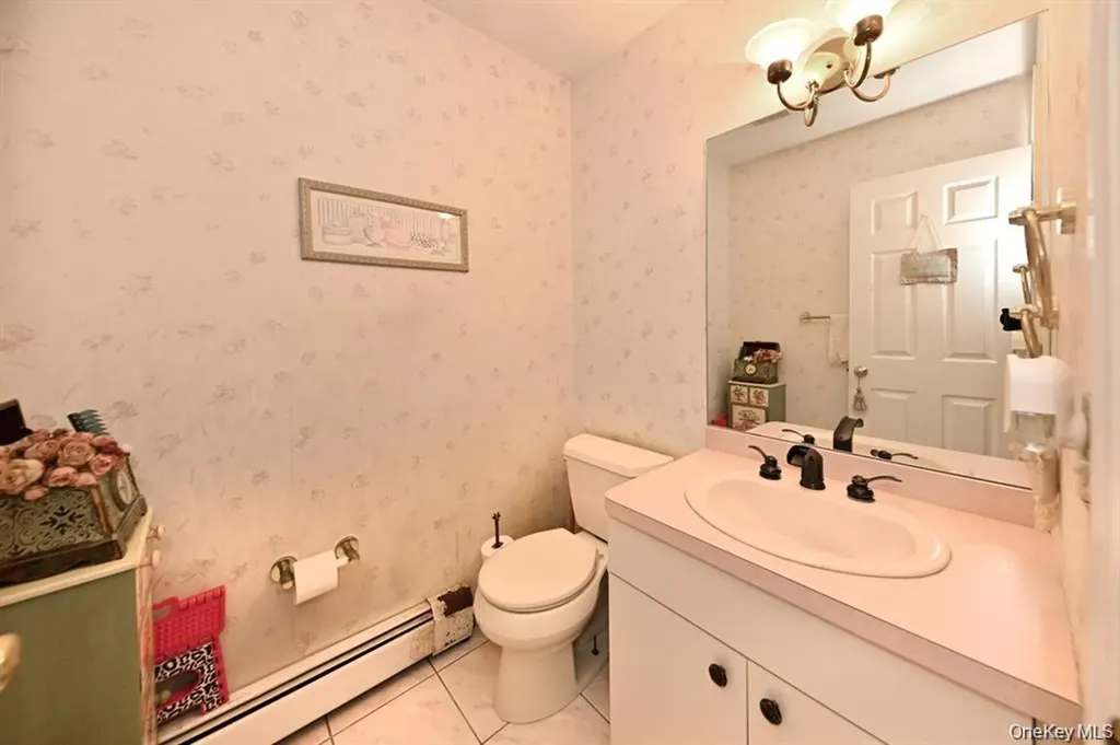 17 E Stemmer Lane Suffern NY 10901