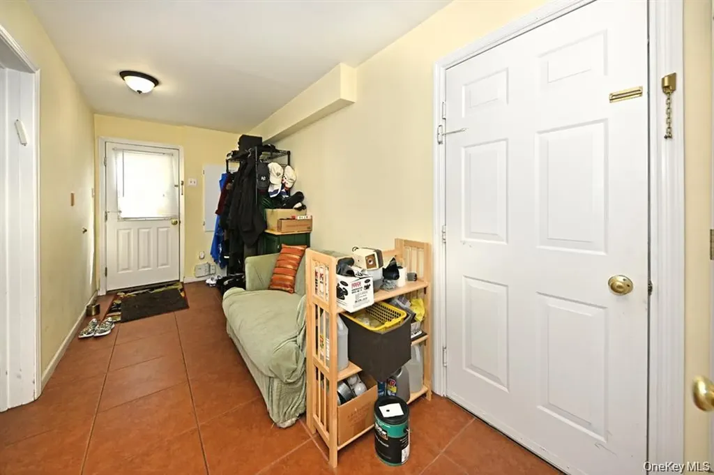 17 E Stemmer Lane Suffern NY 10901