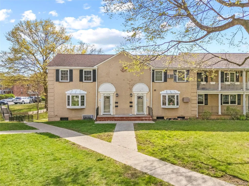 67-46 223rd Place Bayside NY 11364