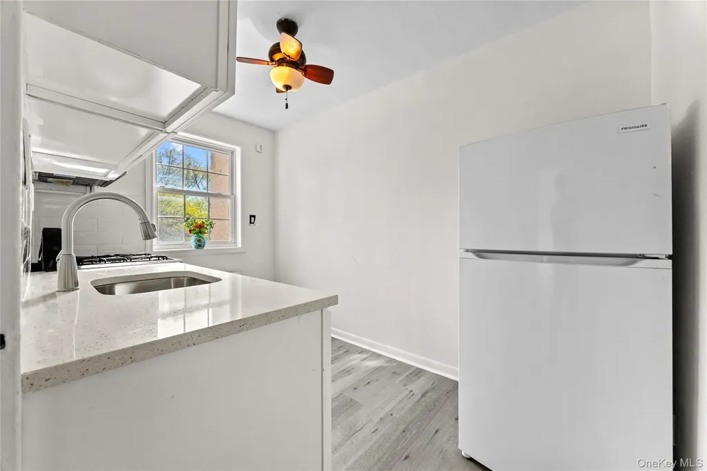 67-46 223rd Place Bayside NY 11364