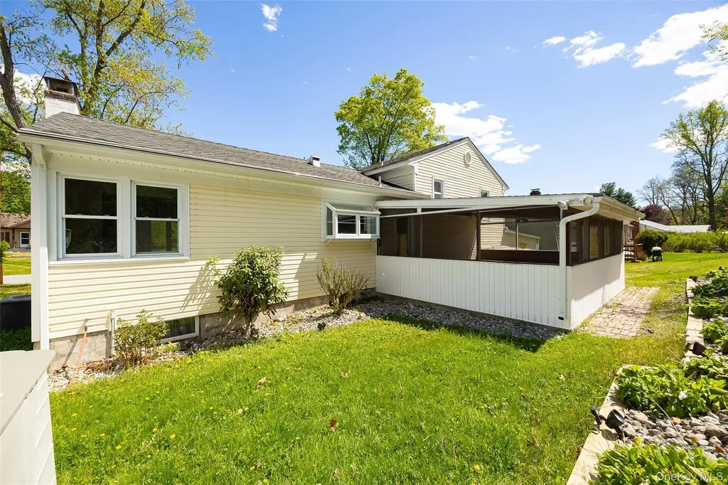 21 Homer Place Poughkeepsie NY 12603