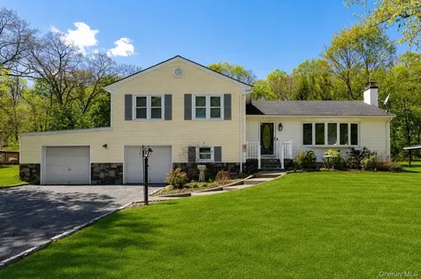 21 Homer Place Poughkeepsie NY 12603