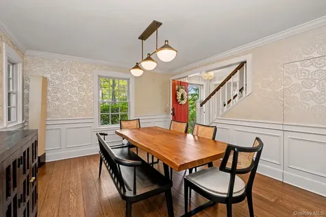 224 Old Colony Road Hartsdale NY 10530