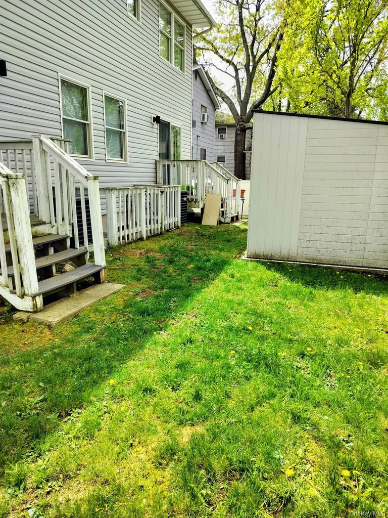 53 Juniper Port Washington NY 11050