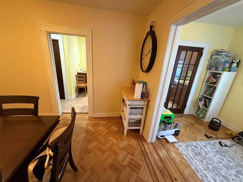 8802 79th Avenue Glendale NY 11385