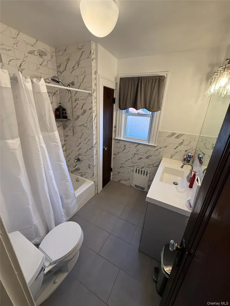 8802 79th Avenue Glendale NY 11385