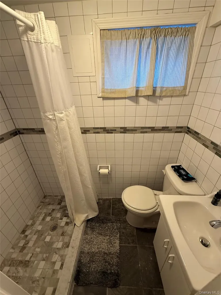 8802 79th Avenue Glendale NY 11385