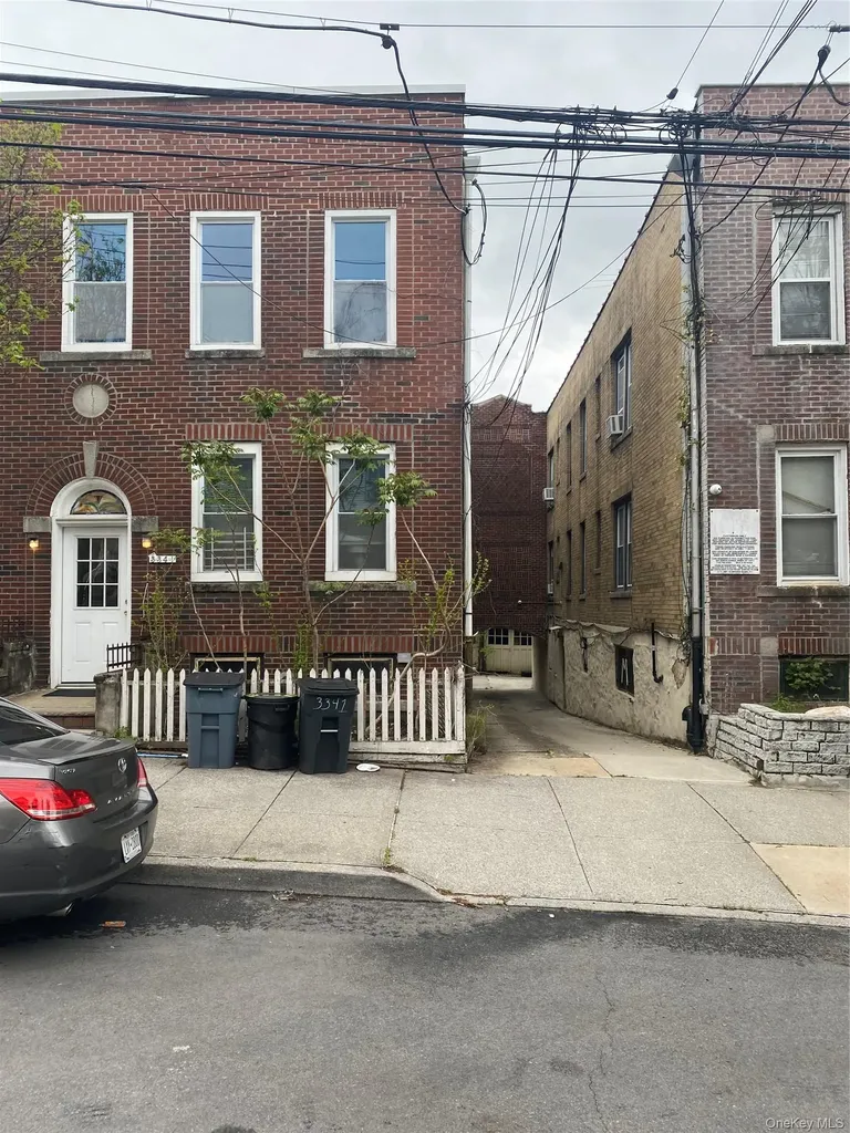 3341 Barker Avenue Bronx NY 10467