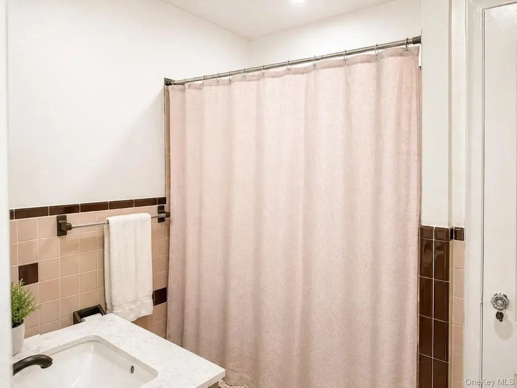 45-17 Auburndale Lane Flushing NY 11358
