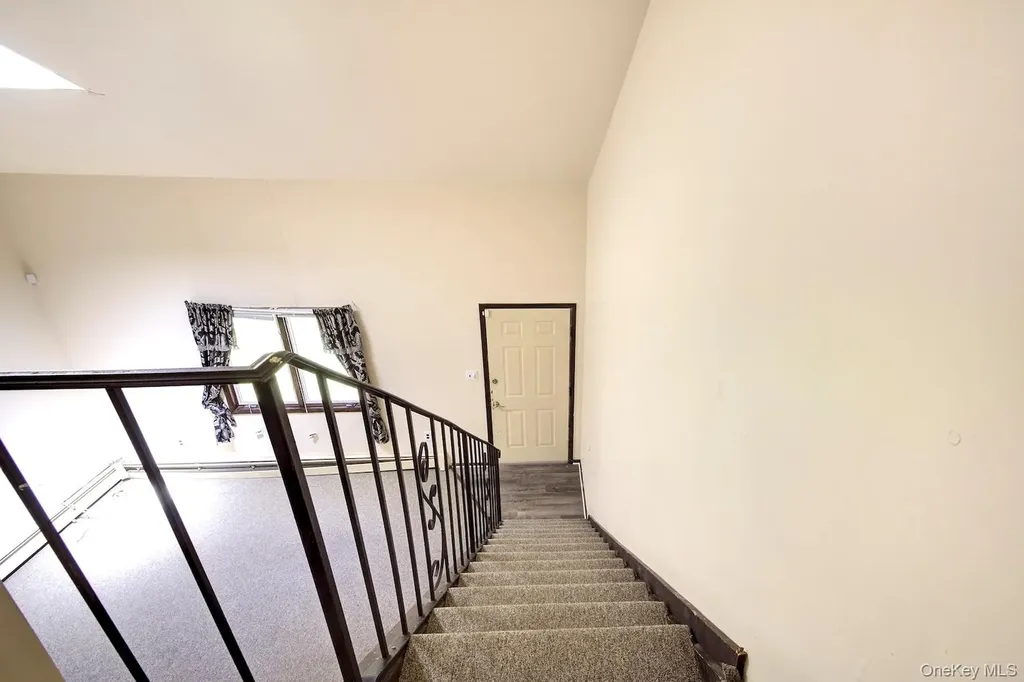 32 Genung Street Middletown NY 10940