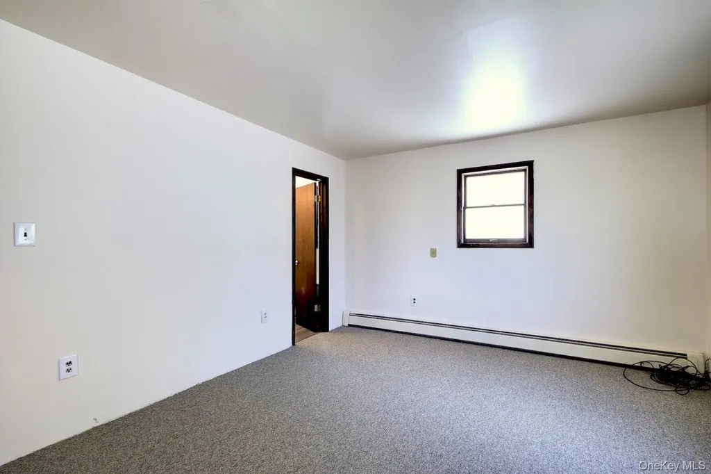 32 Genung Street Middletown NY 10940