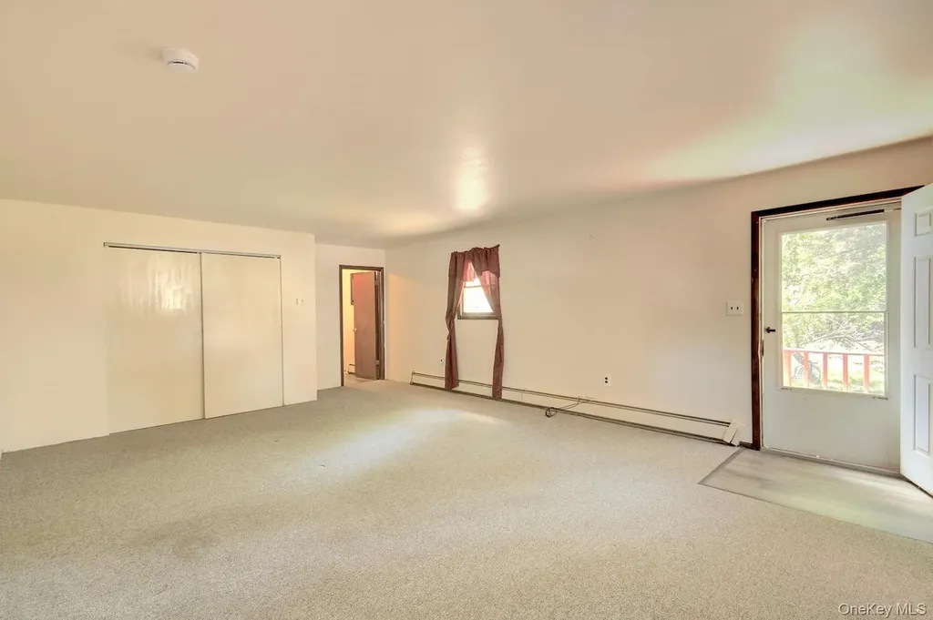 32 Genung Street Middletown NY 10940