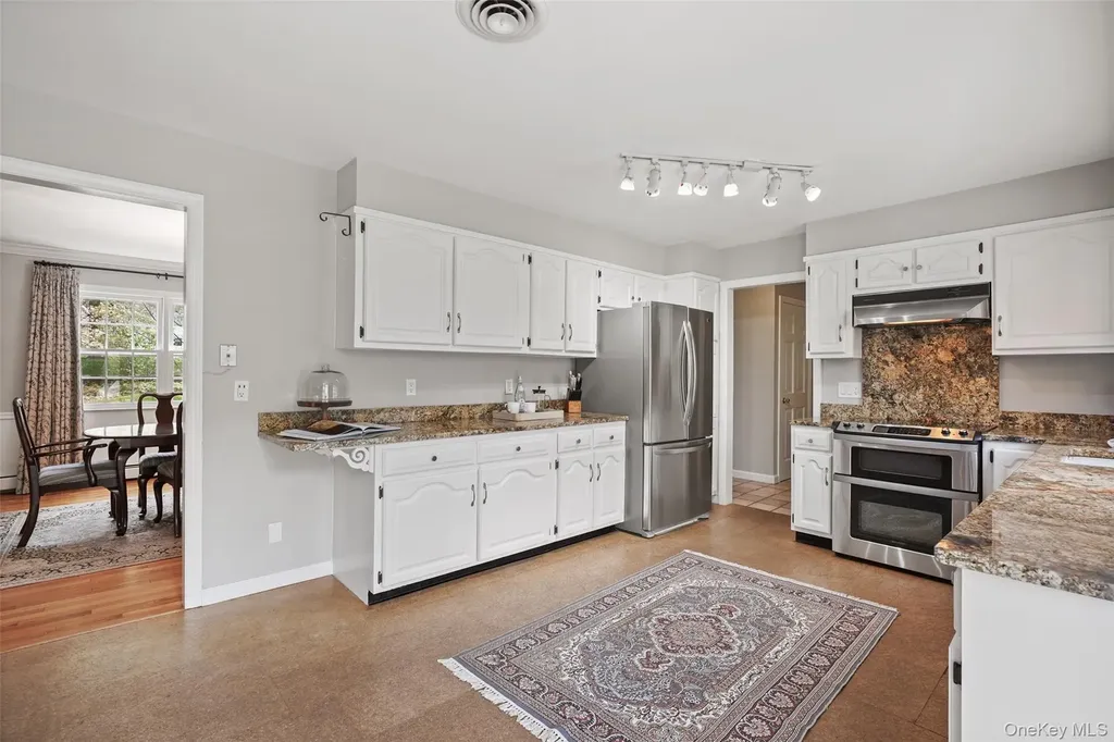 112 Parkview Road N Pound Ridge NY 10576