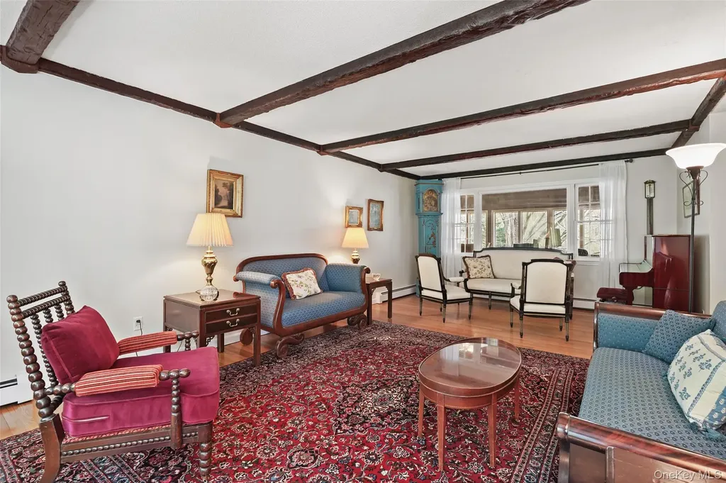 112 Parkview Road N Pound Ridge NY 10576