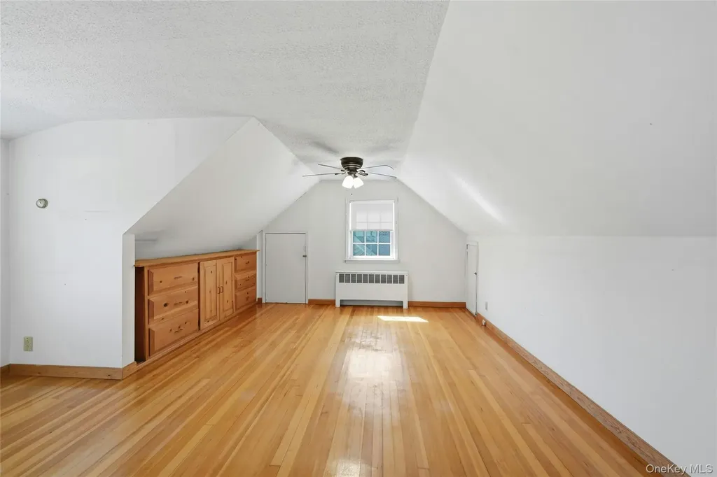 10 Bunny Lane Amityville NY 11701