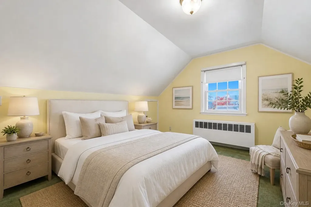 10 Bunny Lane Amityville NY 11701