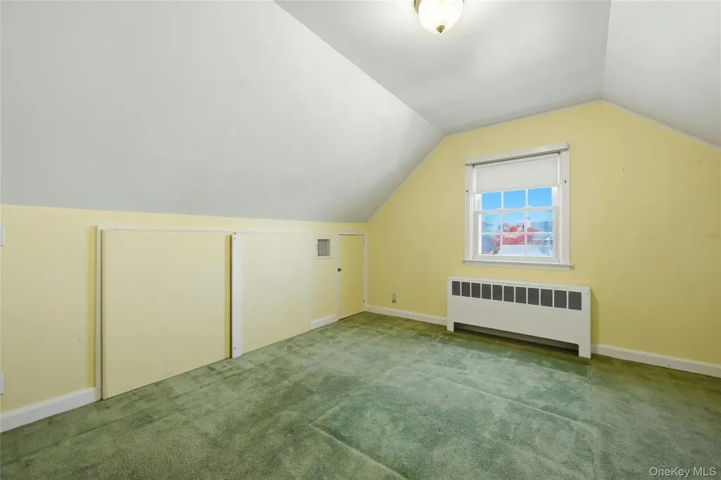 10 Bunny Lane Amityville NY 11701