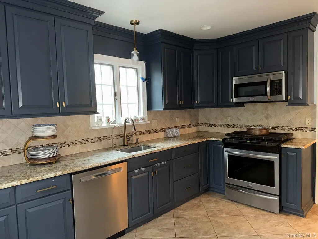 37 Eimer Street Tappan NY 10983