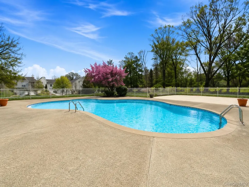207 Cornwall Meadows Lane Patterson NY 12563