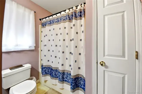 207 Cornwall Meadows Lane Patterson NY 12563