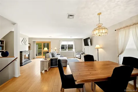 207 Cornwall Meadows Lane Patterson NY 12563