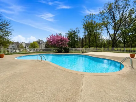 207 Cornwall Meadows Lane Patterson NY 12563