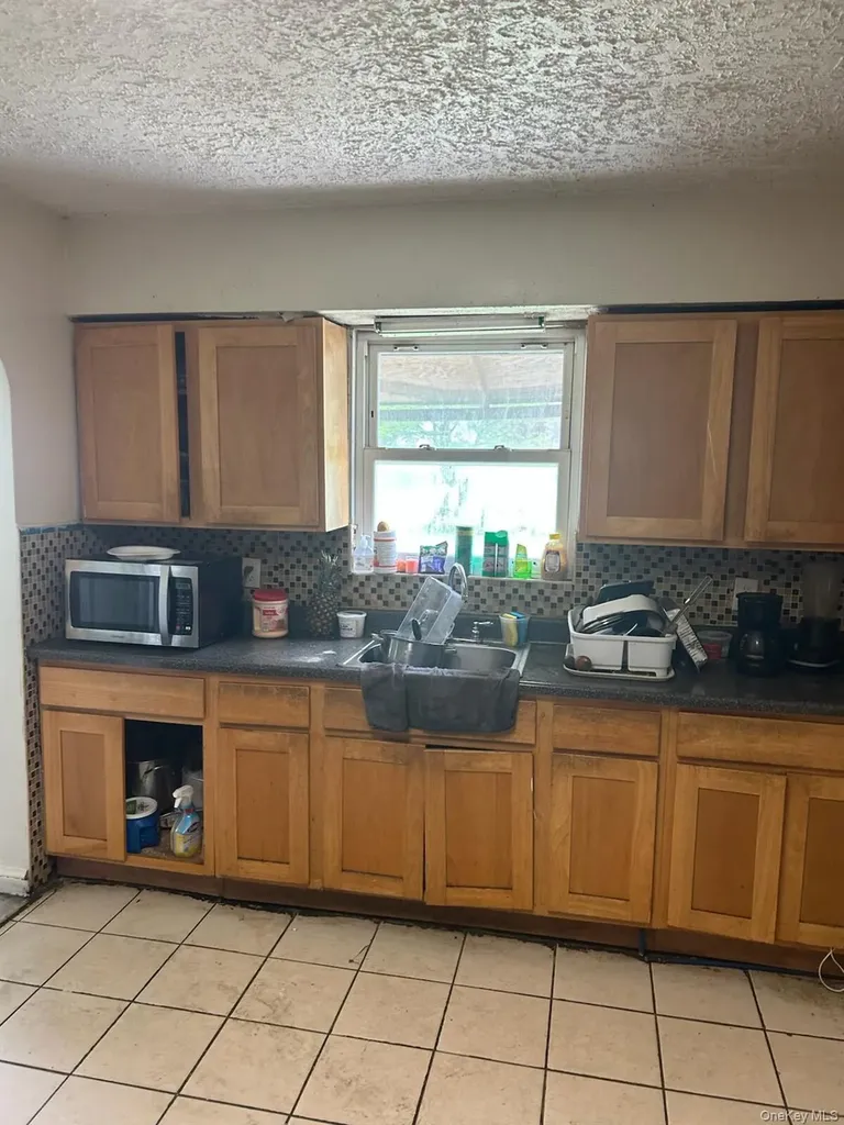 193 Centennial Avenue Roosevelt NY 11575