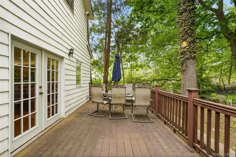 61 Jane Street Hartsdale NY 10530