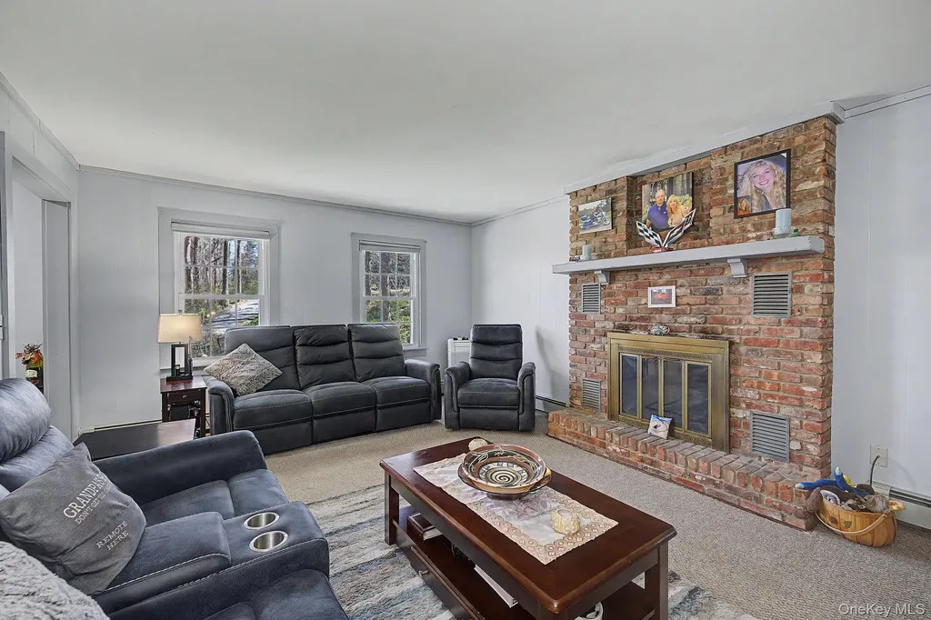 57 Buhleir Road Pawling NY 12564
