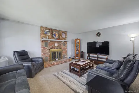 57 Buhleir Road Pawling NY 12564