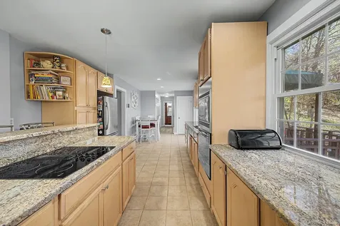 57 Buhleir Road Pawling NY 12564