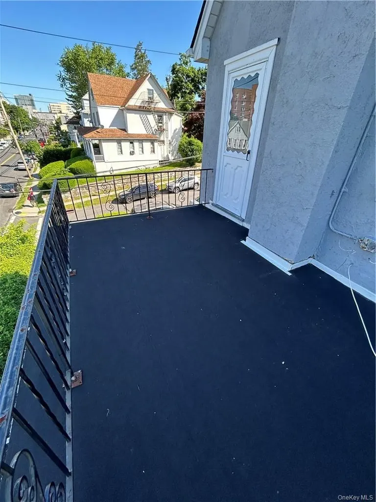 72 Soundview Street New Rochelle NY 10805