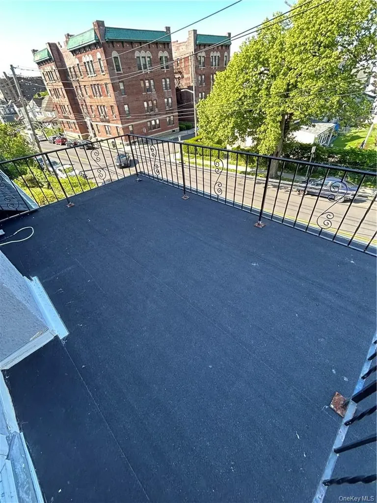 72 Soundview Street New Rochelle NY 10805