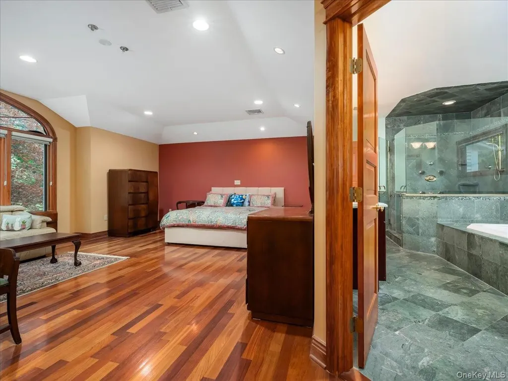 10 Rockingham Road Spring Valley NY 10977