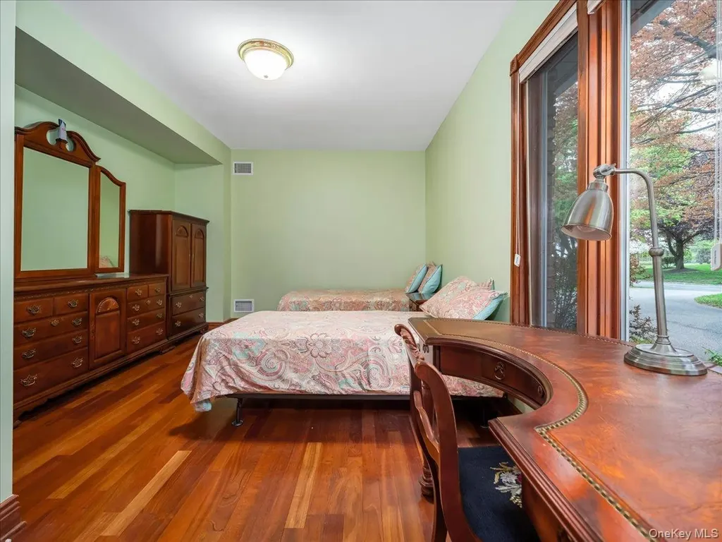 10 Rockingham Road Spring Valley NY 10977