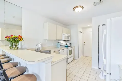 11 Vista Drive Manorville NY 11949