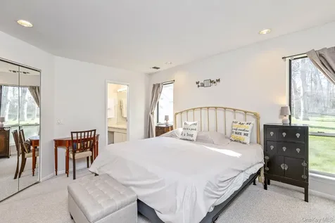 11 Vista Drive Manorville NY 11949
