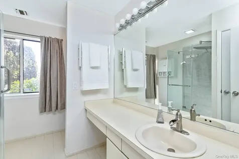 11 Vista Drive Manorville NY 11949
