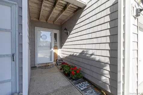 11 Vista Drive Manorville NY 11949