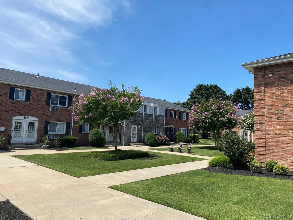 304 Dawson Lane Jericho NY 11753