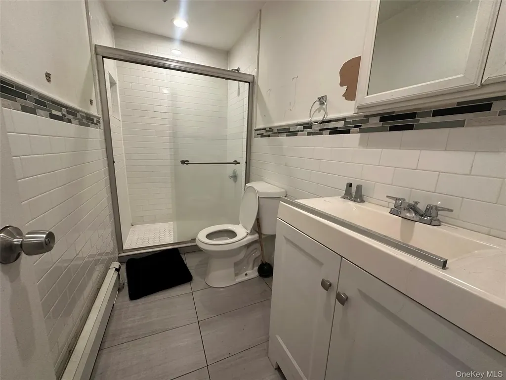 8 Lafayette Street Williston Park NY 11596