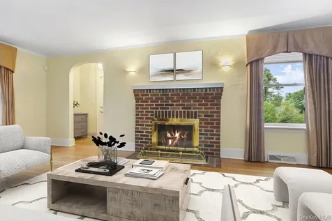 10 Grandview Avenue Pleasantville NY 10570