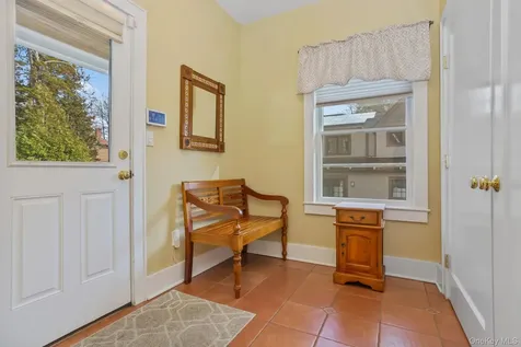10 Grandview Avenue Pleasantville NY 10570
