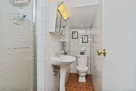 10 Grandview Avenue Pleasantville NY 10570