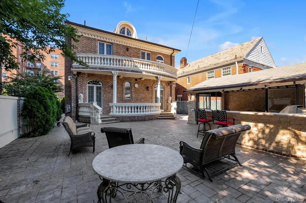 7207 112th Street Forest Hills NY 11375