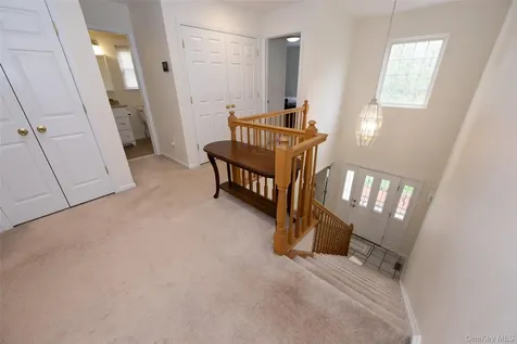 62 Meadowbrook Court Patterson NY 12563