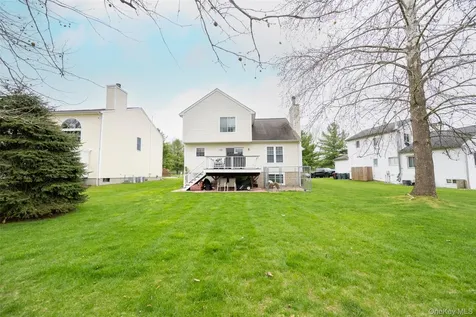 62 Meadowbrook Court Patterson NY 12563